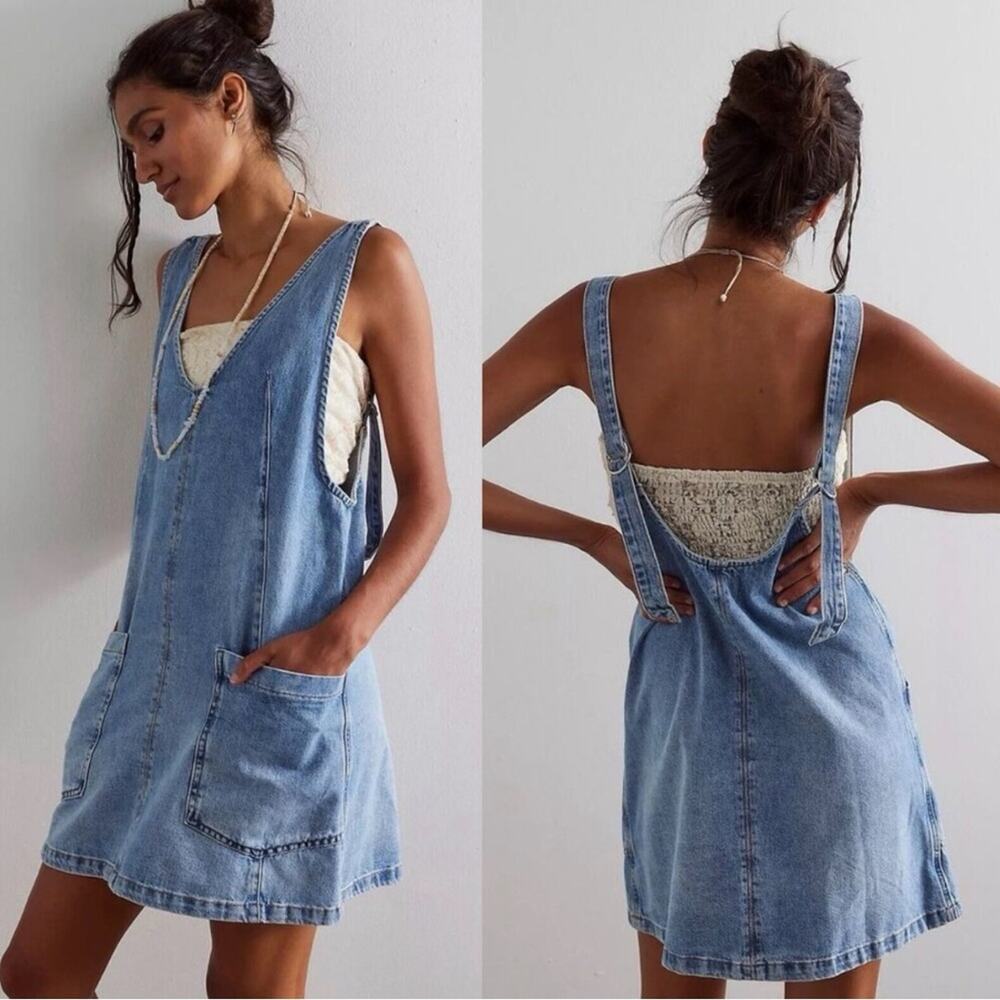 We The Free Light Wash Denim Pinafore Mini Dress Re-Posh - Picture 3 of 15